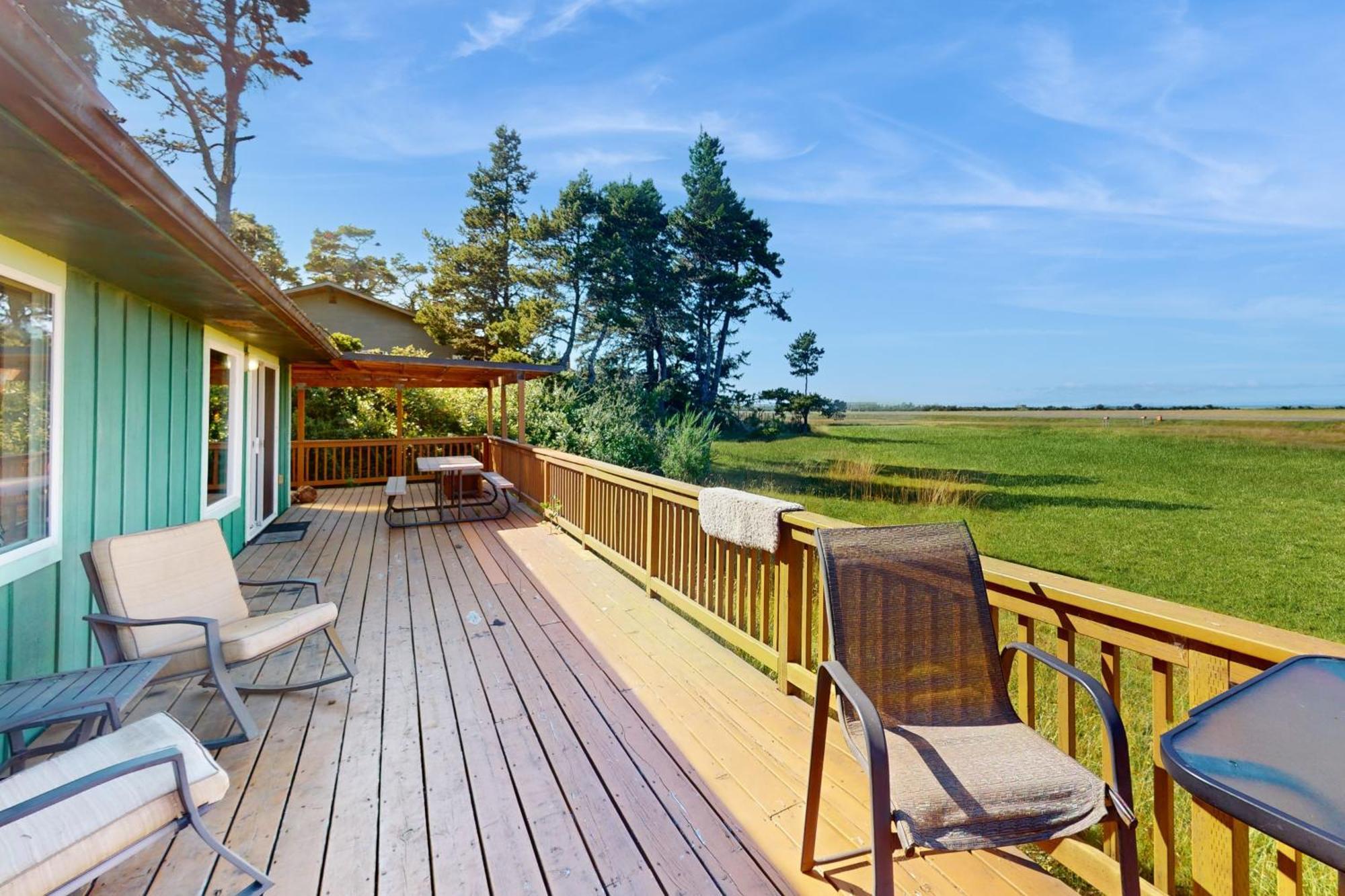 Vila Surfer'S A Landing Westport Exteriér fotografie